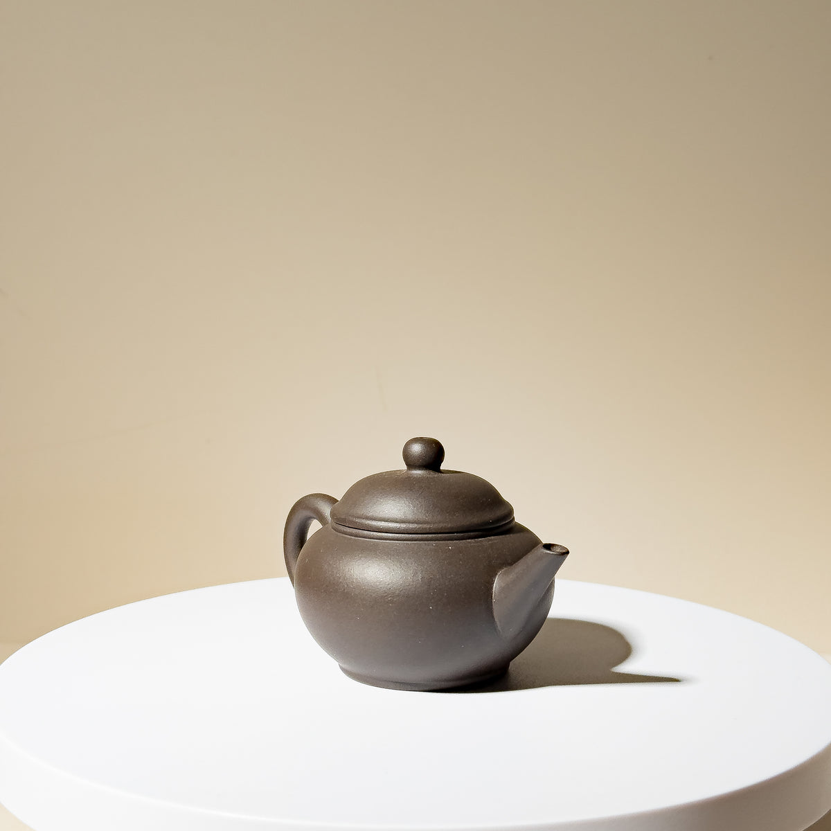 Factory No.1 Yixing Teapot #65 Black Iron Sand 1990 Shui Ping Teapot 70ml - YUMM CHA