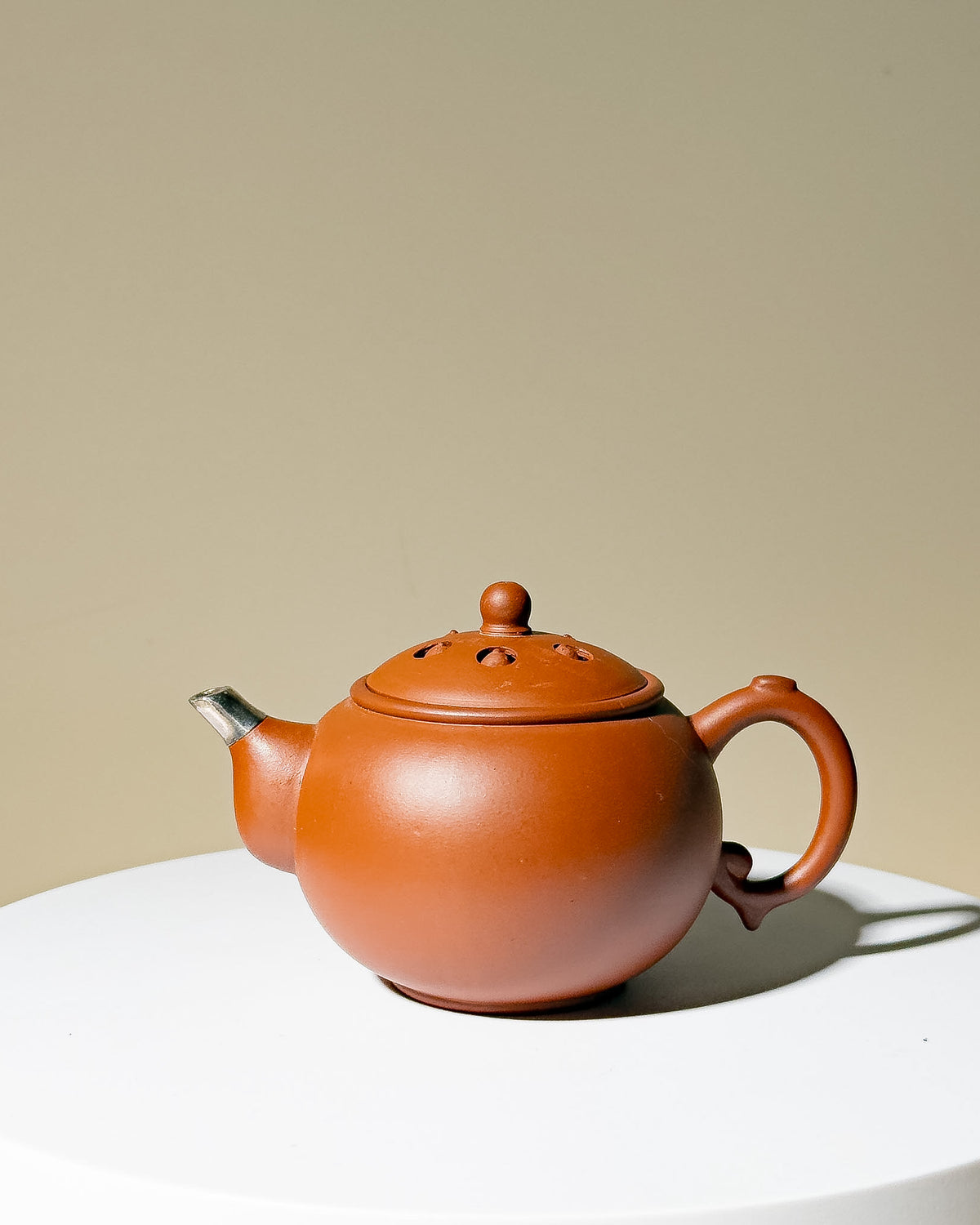Factory No.1 Yixing Teapot #69 Early 80's Lotus Seed Nian Gao Teapot 120ml - YUMM CHA