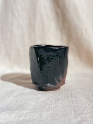 Hagi ware Black Glazed Yunomi Tea & Coffee Cup 
 #9 175ml | Eiichi Shibuya - YUMM CHA
