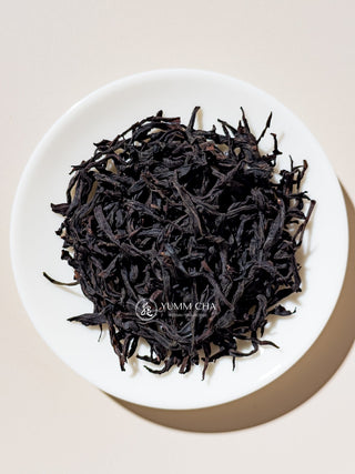 Dancong Oolong | 80-Year-Old Bush Honey Suckle Duck Shit 老叢鴨屎香 - YUMM CHA