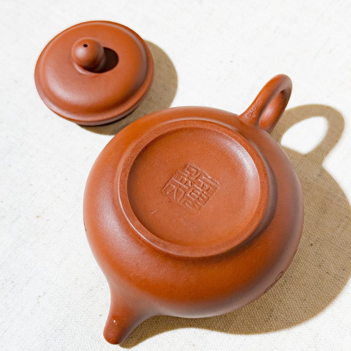 Factory-Era Yixing Teapot #26 Nurtured Hong Ni 100ml - YUMM CHA