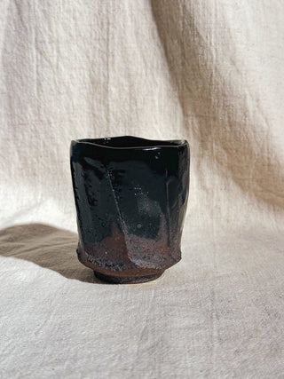 Hagi Ware Black Glazed Yunomi Tea & Coffee Cup 
 #1 175ml | Eiichi Shibuya - YUMM CHA