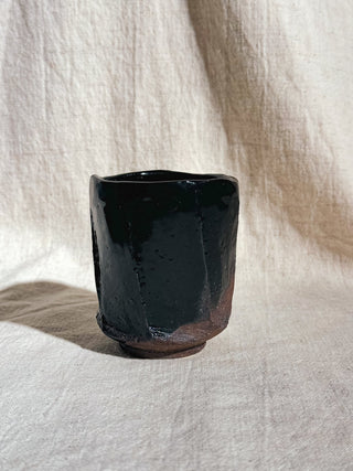 Hagi Ware Black Glazed Yunomi Tea & Coffee Cup 
 #1 175ml | Eiichi Shibuya - YUMM CHA
