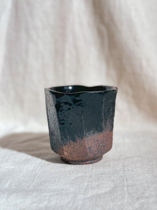 Hagi Ware Black Glazed Yunomi Tea & Coffee Cup 
 #10 200ml | Eiichi Shibuya - YUMM CHA
