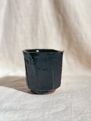 Hagi Ware Black Glazed Yunomi Tea & Coffee Cup 
 #10 200ml | Eiichi Shibuya - YUMM CHA