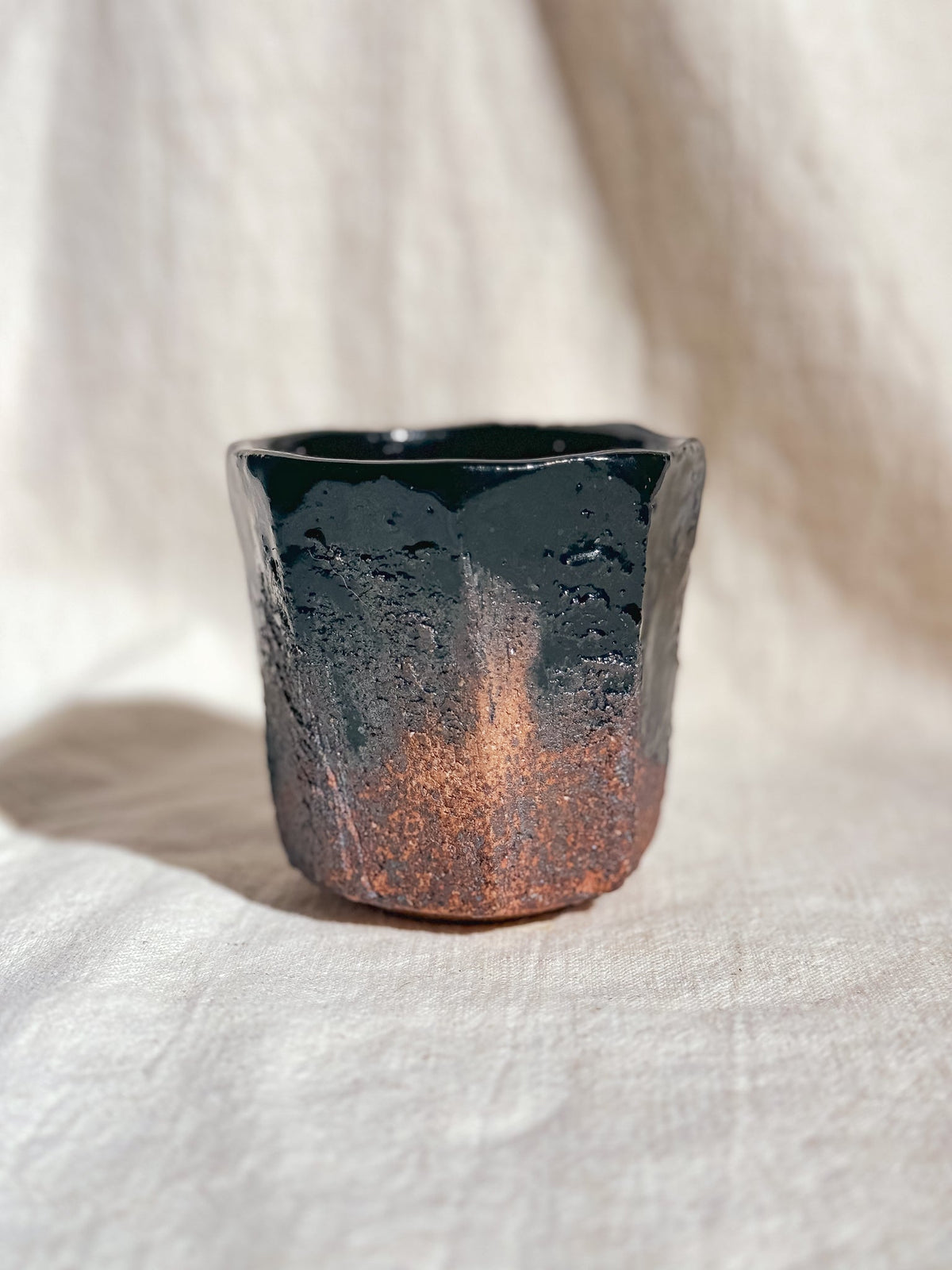 Hagi Ware Black Glazed Yunomi Tea & Coffee Cup #8 200ml | Eiichi Shibuya - YUMM CHA