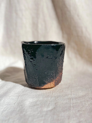 Hagi Ware Black Glazed Yunomi Tea & Coffee Cup #8 200ml | Eiichi Shibuya - YUMM CHA