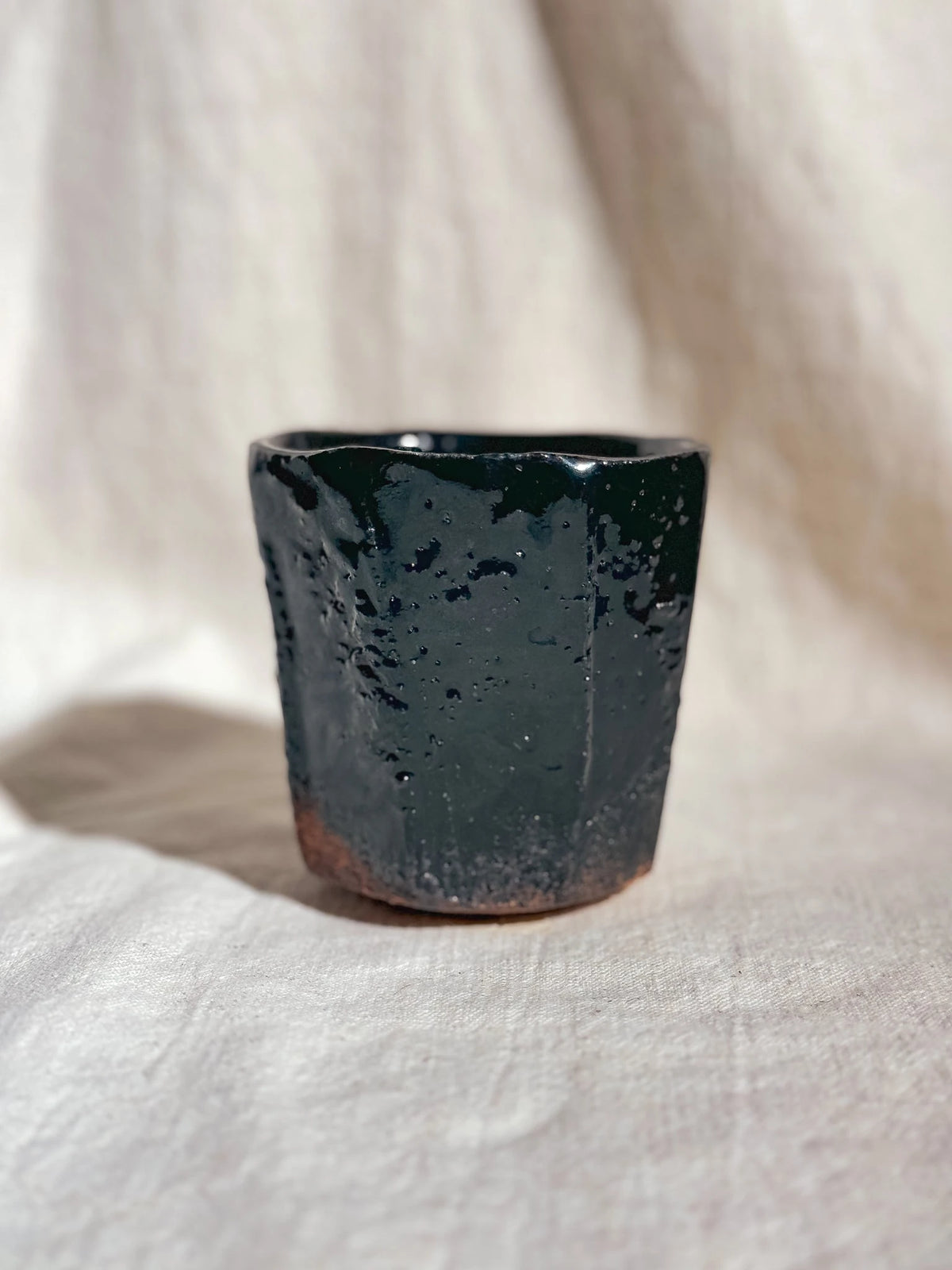 Hagi Ware Black Glazed Yunomi Tea & Coffee Cup #8 200ml | Eiichi Shibuya - YUMM CHA