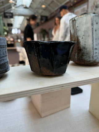 Hagi ware Black Yunomi Tea Cup｜Eiichi Shibuya - YUMM-CHA
