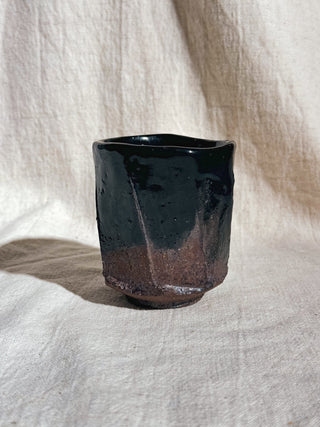 Hagi ware Black Glazed Yunomi Tea & Coffee Cup 
#7 200ml | Eiichi Shibuya - YUMM CHA