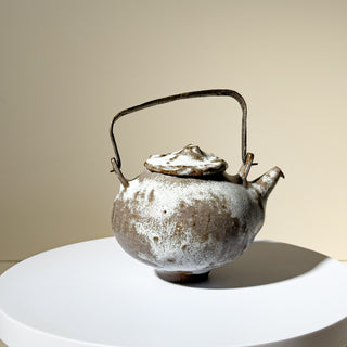 Seeing Qi #2 | Teapot with handle 160ml