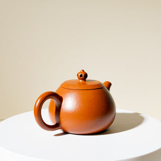 Vintage Yixing Teapot #37 Sceptre-shaped Knob Zhu Ni 120ml