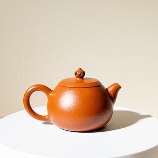 Vintage Yixing Teapot #37 Sceptre-shaped Knob Zhu Ni 120ml