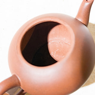 Factory-Era Yixing Teapot #42 Juluanzhu (Giant Wheel Bead) Aged Hong Ni 100ml