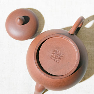 Factory-Era Yixing Teapot #42 Juluanzhu (Giant Wheel Bead) Aged Hong Ni 100ml