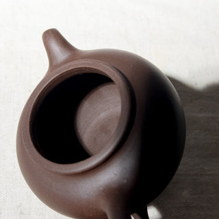 Factory No.1 Yixing Teapot #70 Late 80's Purple Clay Duo Zi Teapot 120ml - YUMM CHA