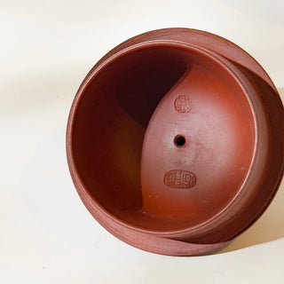 Master-made Yixing Teapot #13 Zhu Ni 275ml 徐國芬 國家工藝美術師本人持壺照片加證書 - YUMM CHA