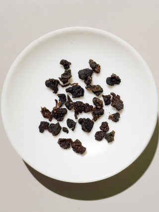 "Amber Rhyme 85" Heavy Roasted Oolong Tea - YUMM-CHA