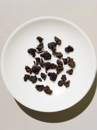 "Amber Rhyme 85" Heavy Roasted Oolong Tea - YUMM-CHA