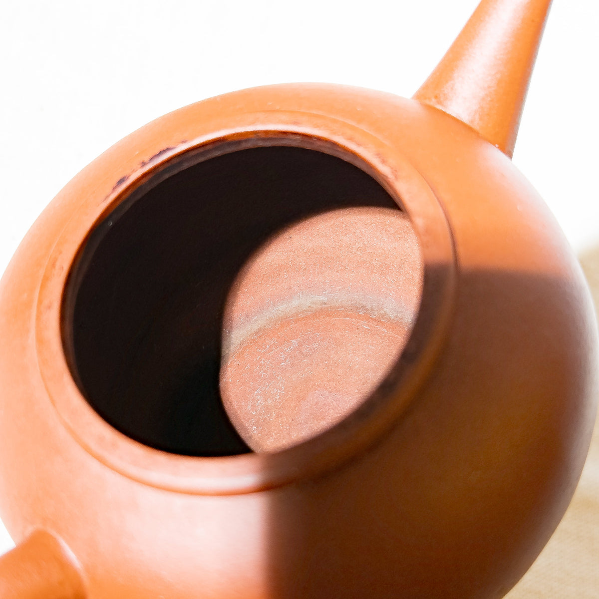 Rare Factory-Era Yixing Teapot #41 Nurtured Shuiping 1989 Hong Ni 170ml - YUMM CHA