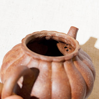 Taiwan Rock Mine Teapot (3 times fired) 陶作坊 150ml - YUMM CHA