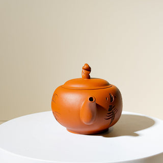 Vintage Yixing Teapot #30 Nurtured Hong Tu Guan 120ml - YUMM CHA